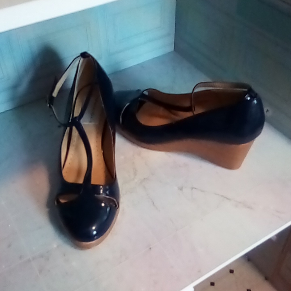 Vintage Valenci Woman's Shoes - size 8 - blue
